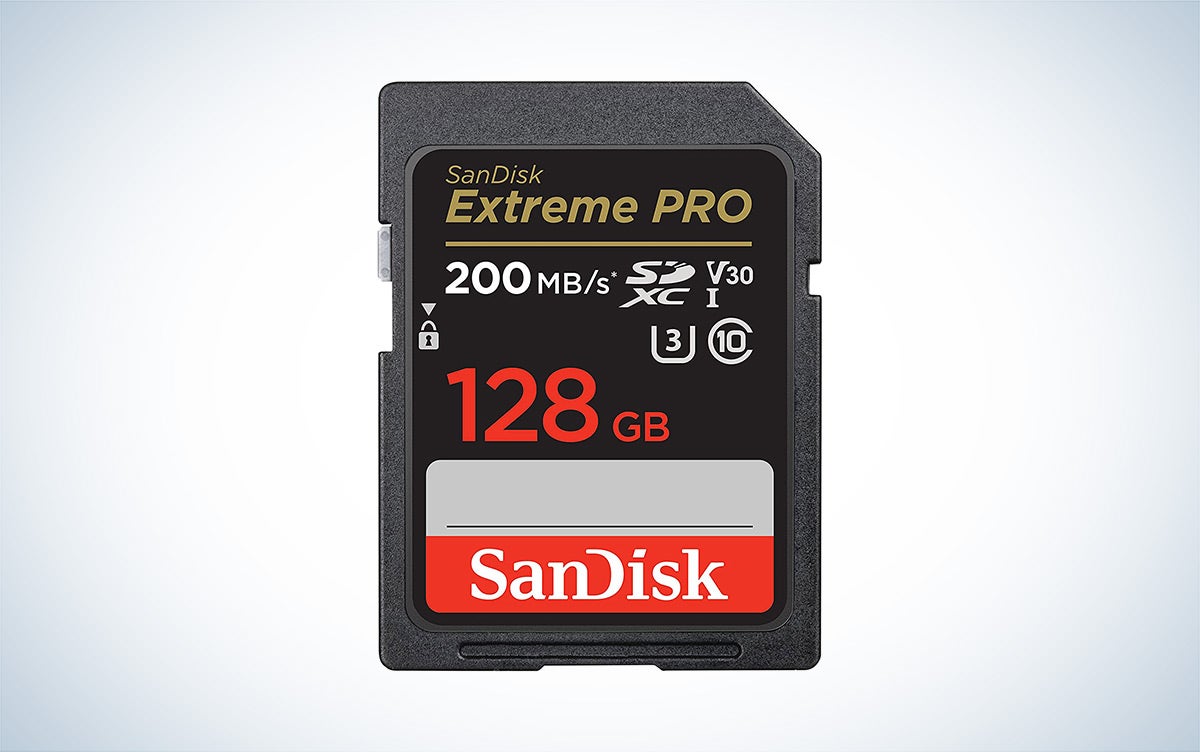 SanDisk 128GB Extreme PRO UHS-I SDXC memory card for cameras against a white background